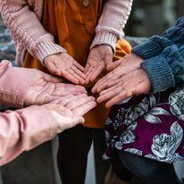 Atelier Constellations familiales novembre 2024